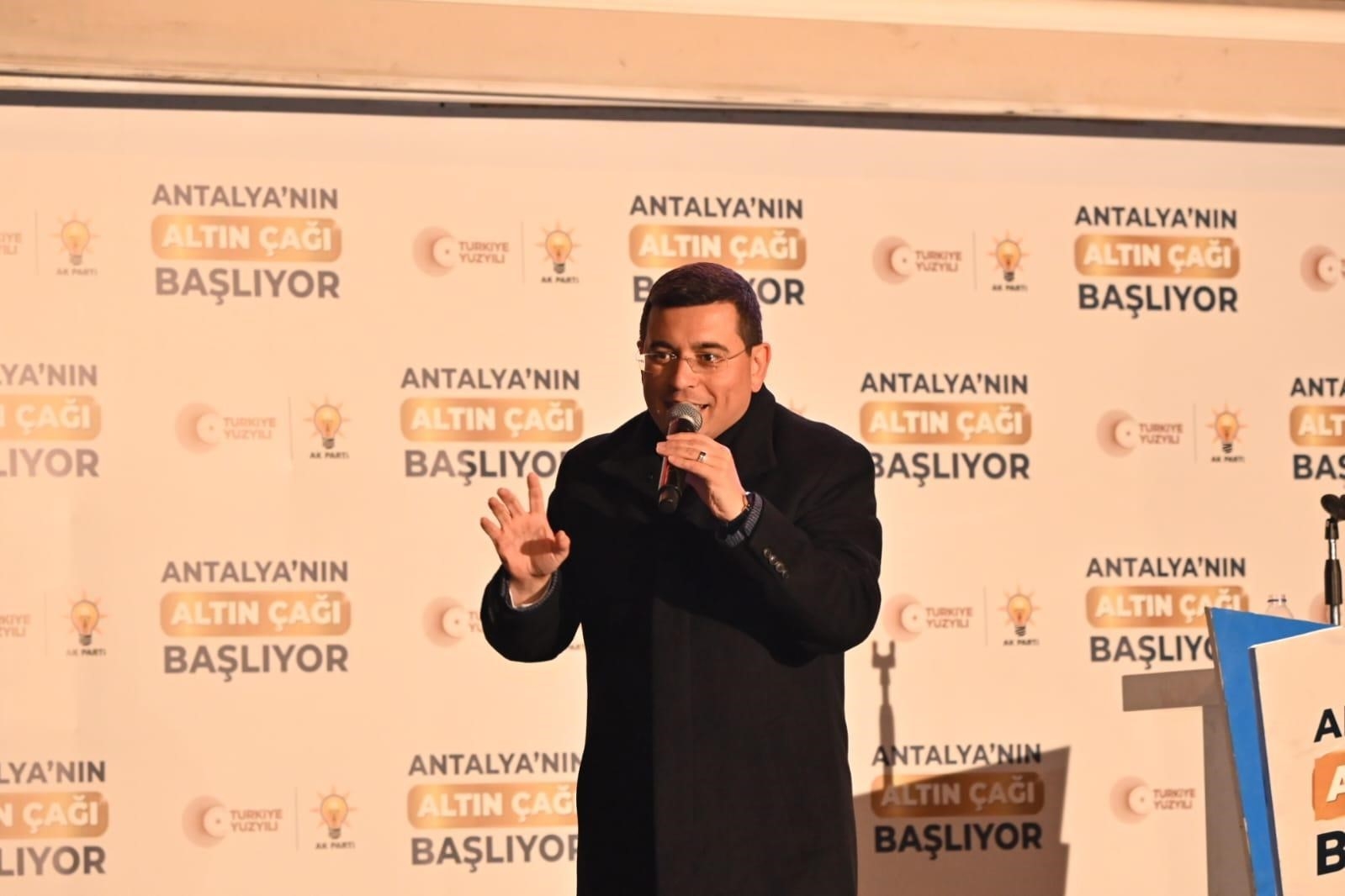 Tütüncü: "Antalya'nın trafik sorununu tarihin karanlık sularına gömüyoruz"