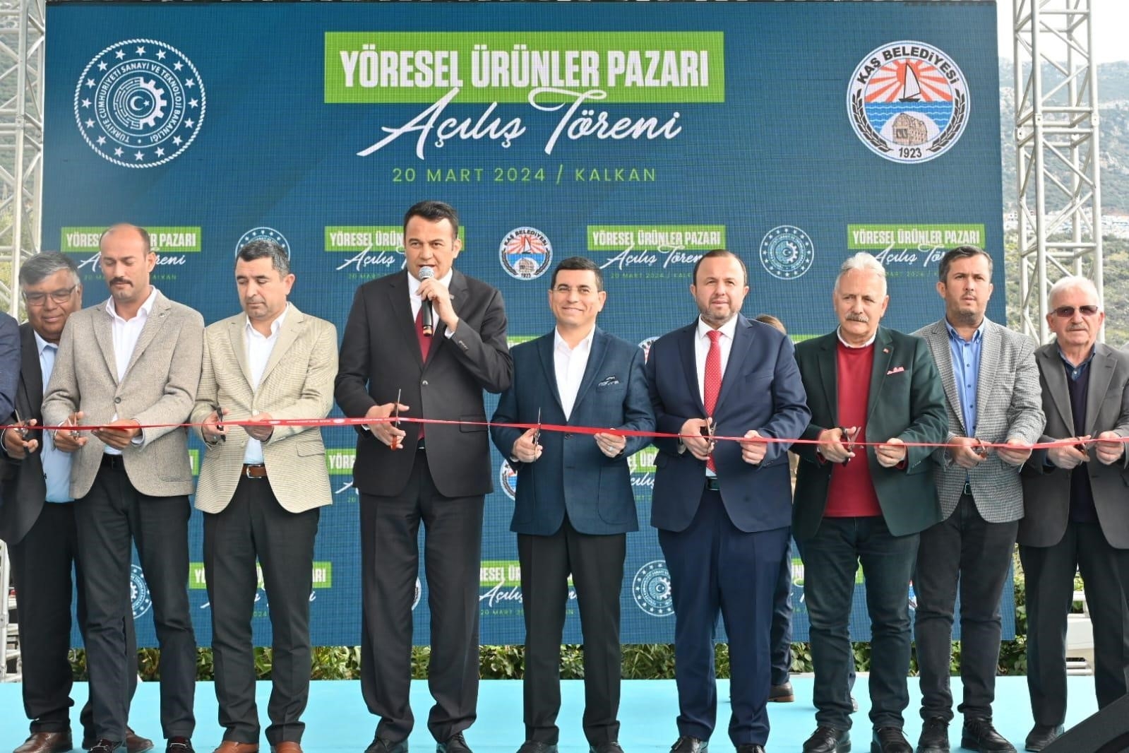 Tütüncü'den Kalkan'a altyapı müjdesi