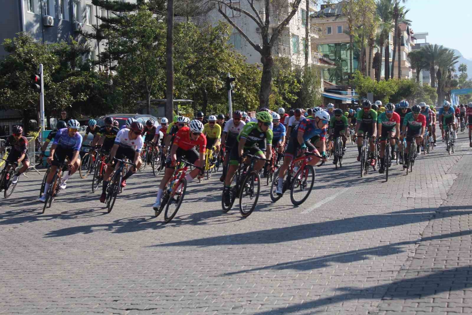 Uluslararası Alanya Kalesi Kriteryum yarışı gerçekleştirildi