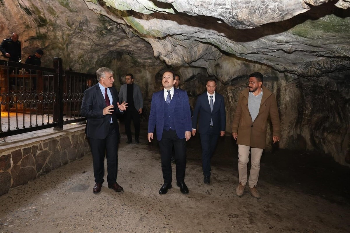 Vali Pehlivan: "İnanç turizm merkezi özelliği taşımaktadır"