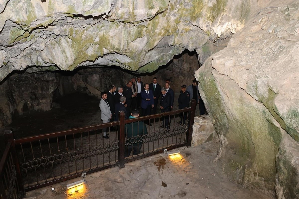Vali Pehlivan: "İnanç turizm merkezi özelliği taşımaktadır"