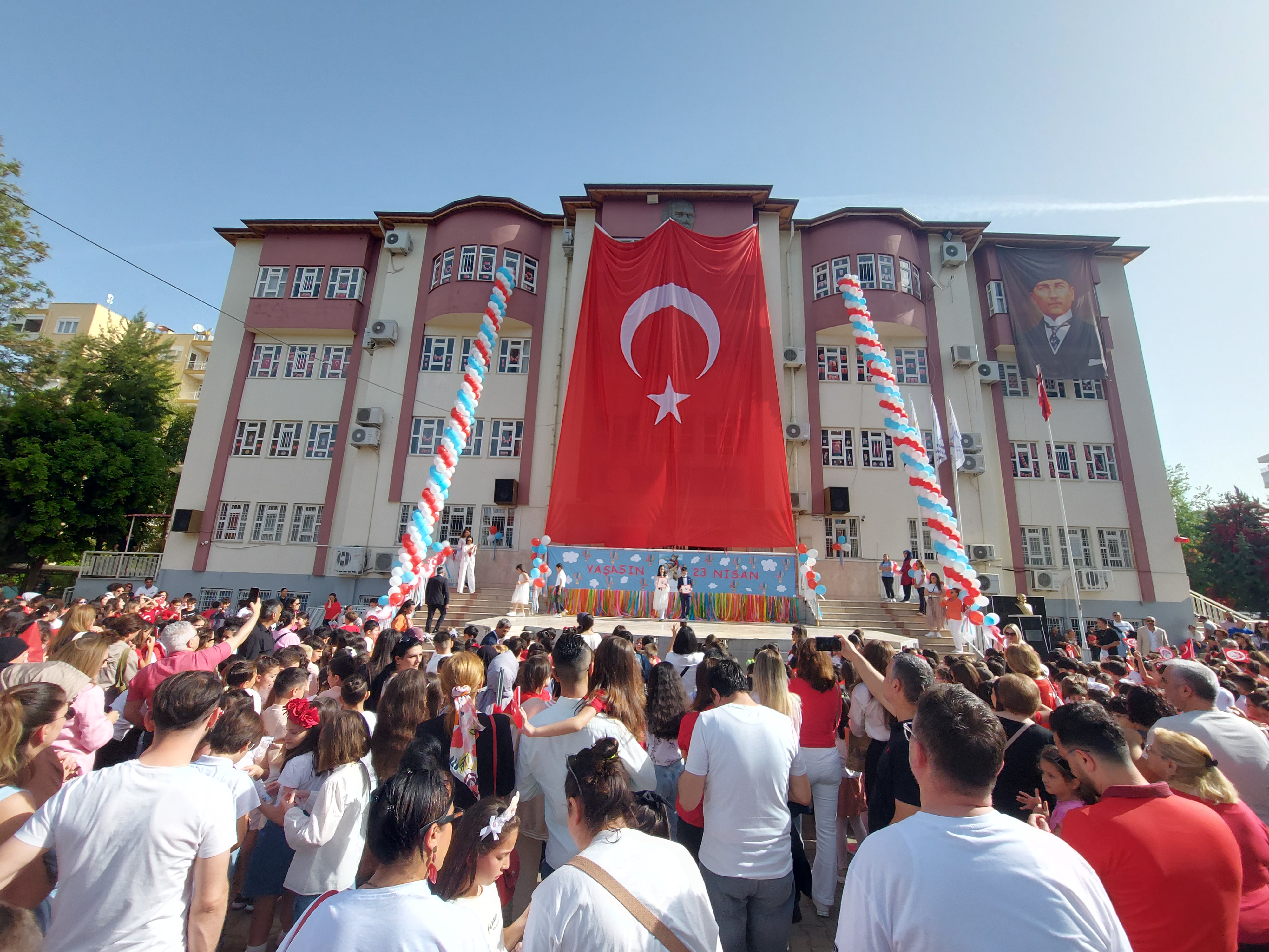 Hanım Ömer Çağıran’da renkli 23 Nisan kutlaması