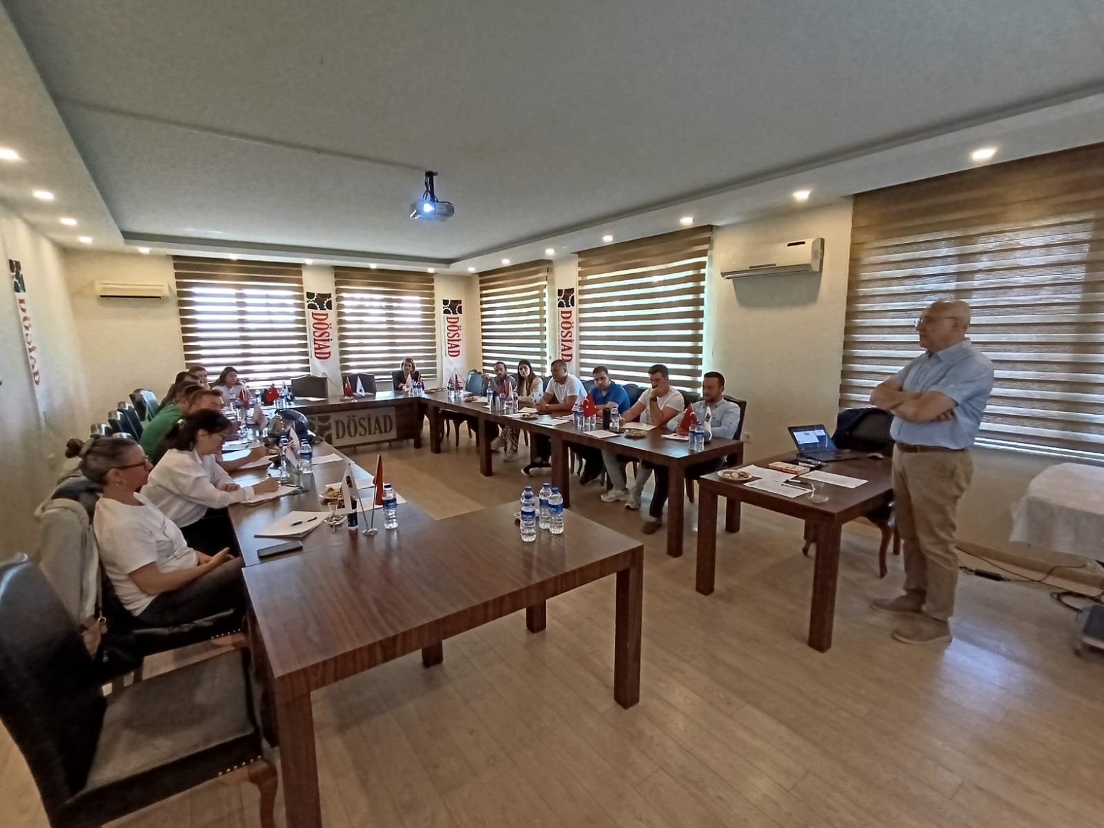 DÖSİAD Akademi’de ilk ders