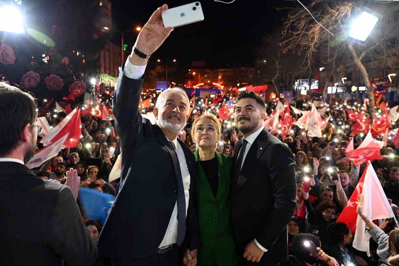 AK Parti'de oyunu en çok artıran Belediye Başkanı, Şükrü Başdeğirmen oldu