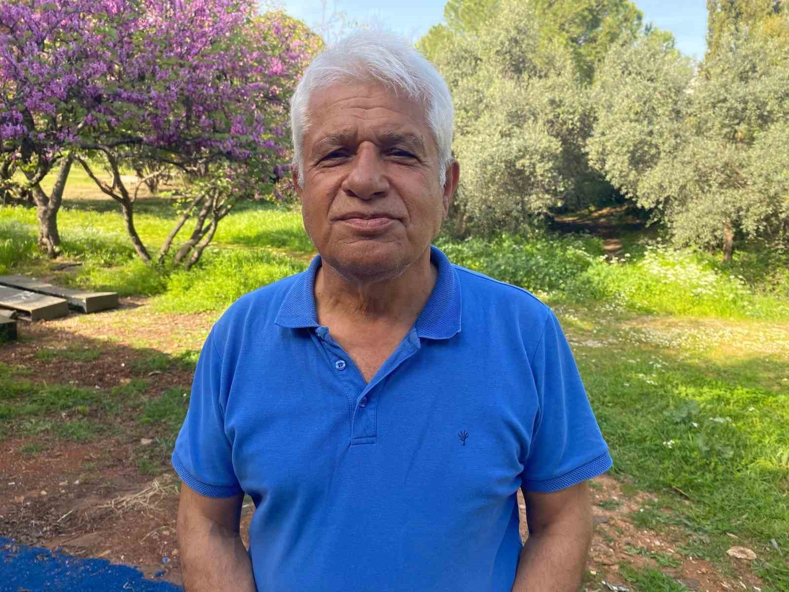 Antalya'da deniz kıyılarında tedirgin eden görüntüye uzmanından açıklama