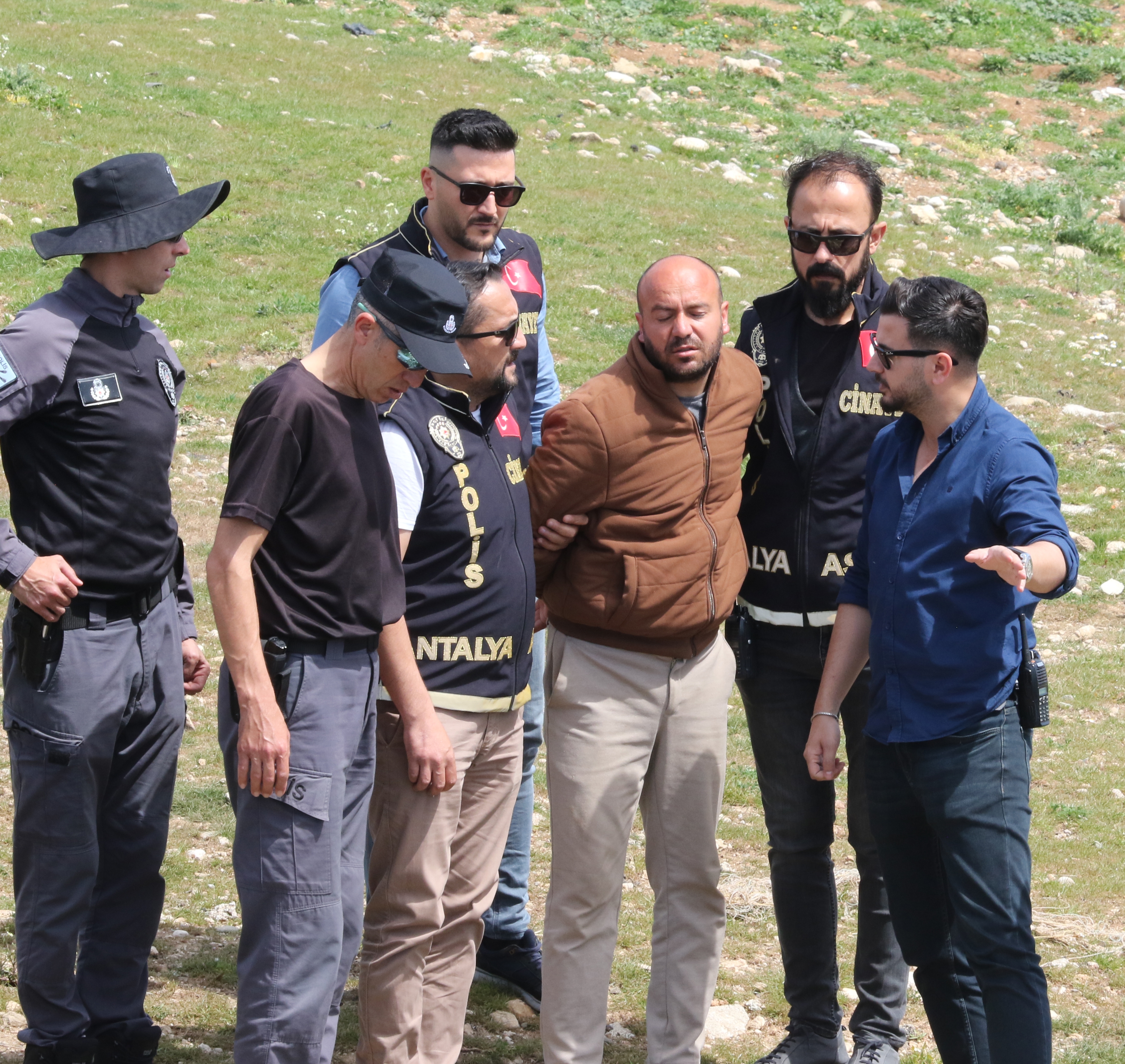 Boşandığı eşi hakkında dedikodu yapan akrabasını öldürdü