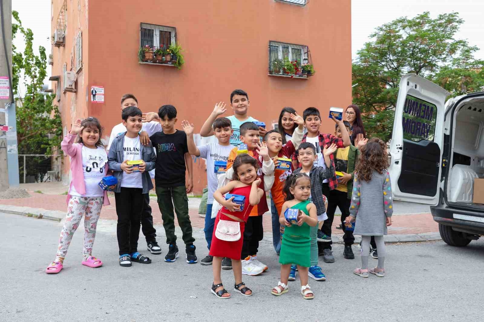 Çocuklara bayram hediyesi