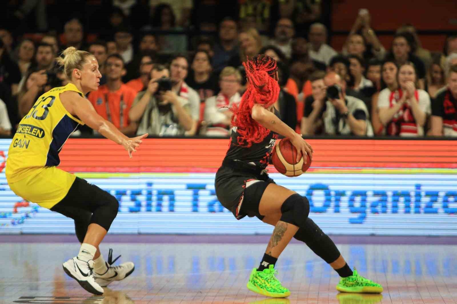 Fenerbahçe üst üste ikinci kez Avrupa'nın en büyüğü