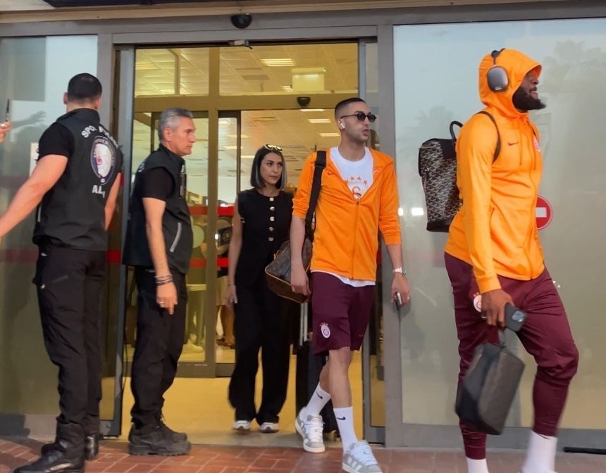 Galatasaray, Adana'ya geldi