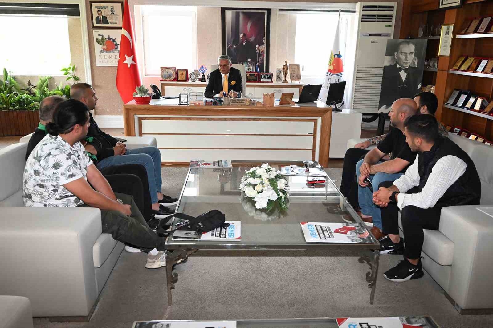 Kemer'in futbol kulüpleri tek çatı altında birleşiyor