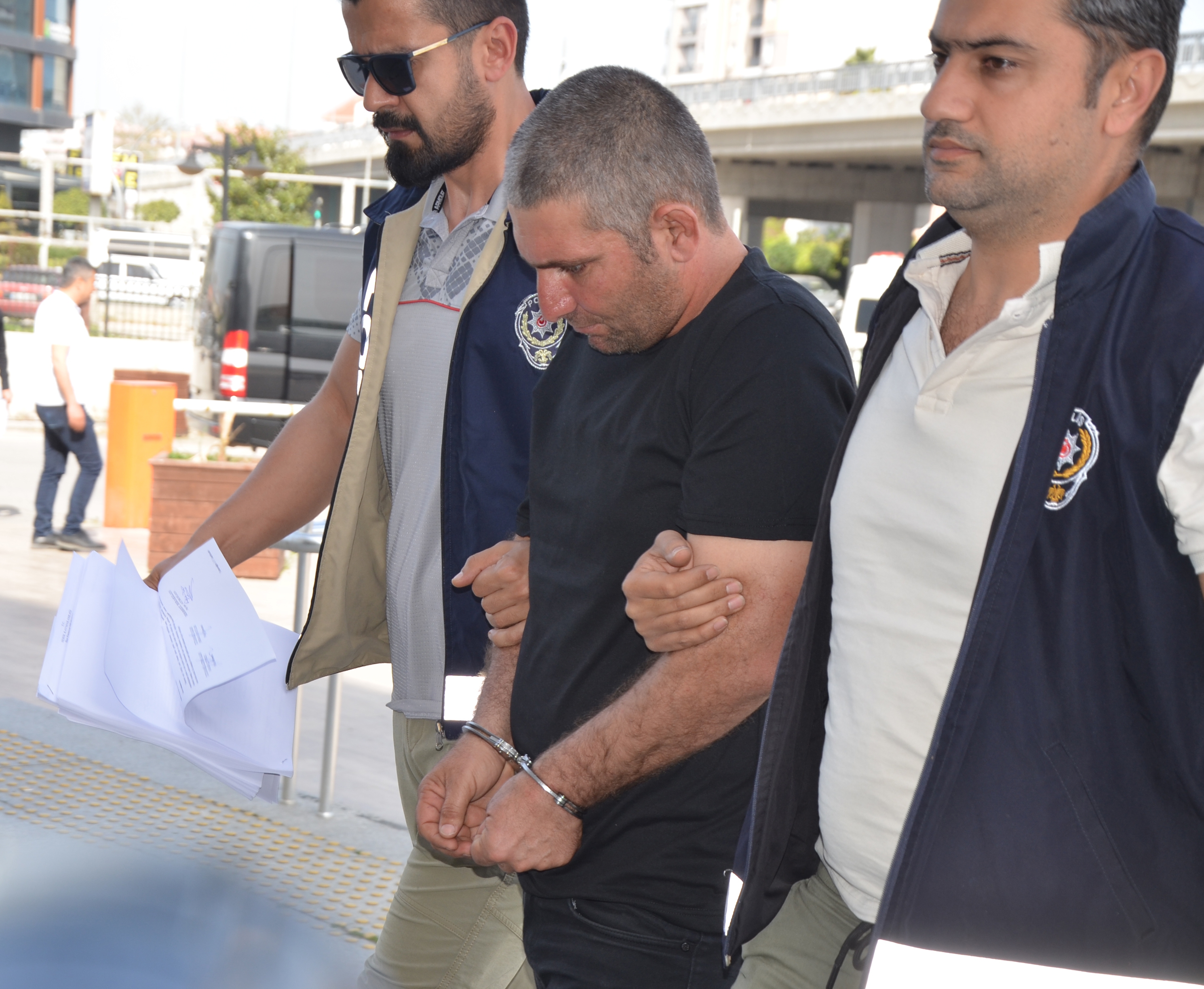 Komşusu cinayetinin şüphelisinden, kavganın nedeni 'küfür' iddiası