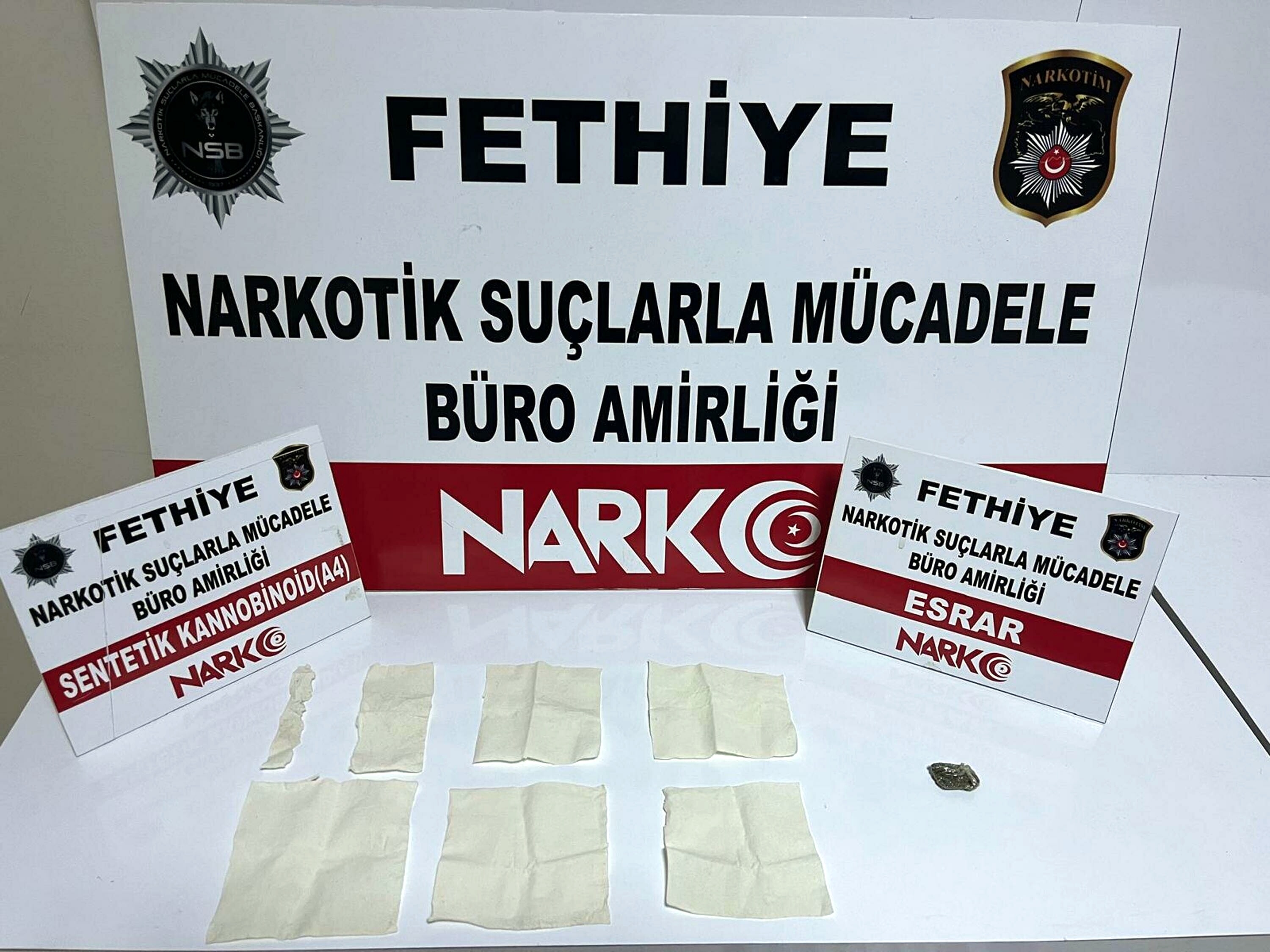 Muğla'da kağıda emdirilmiş bonzai ile yakalanan 2 şüpheliye gözaltı