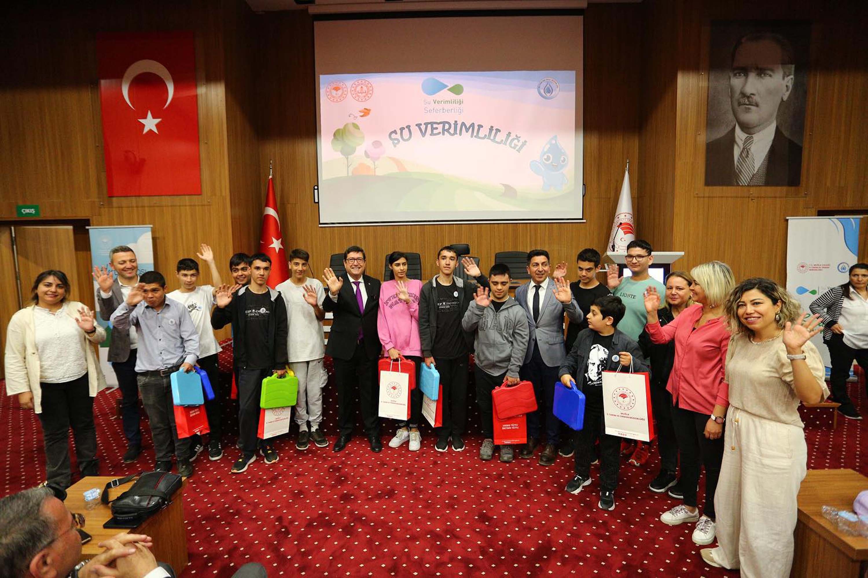 Muğla'da özel gereksinimli çocuklara farkındalık eğitimi