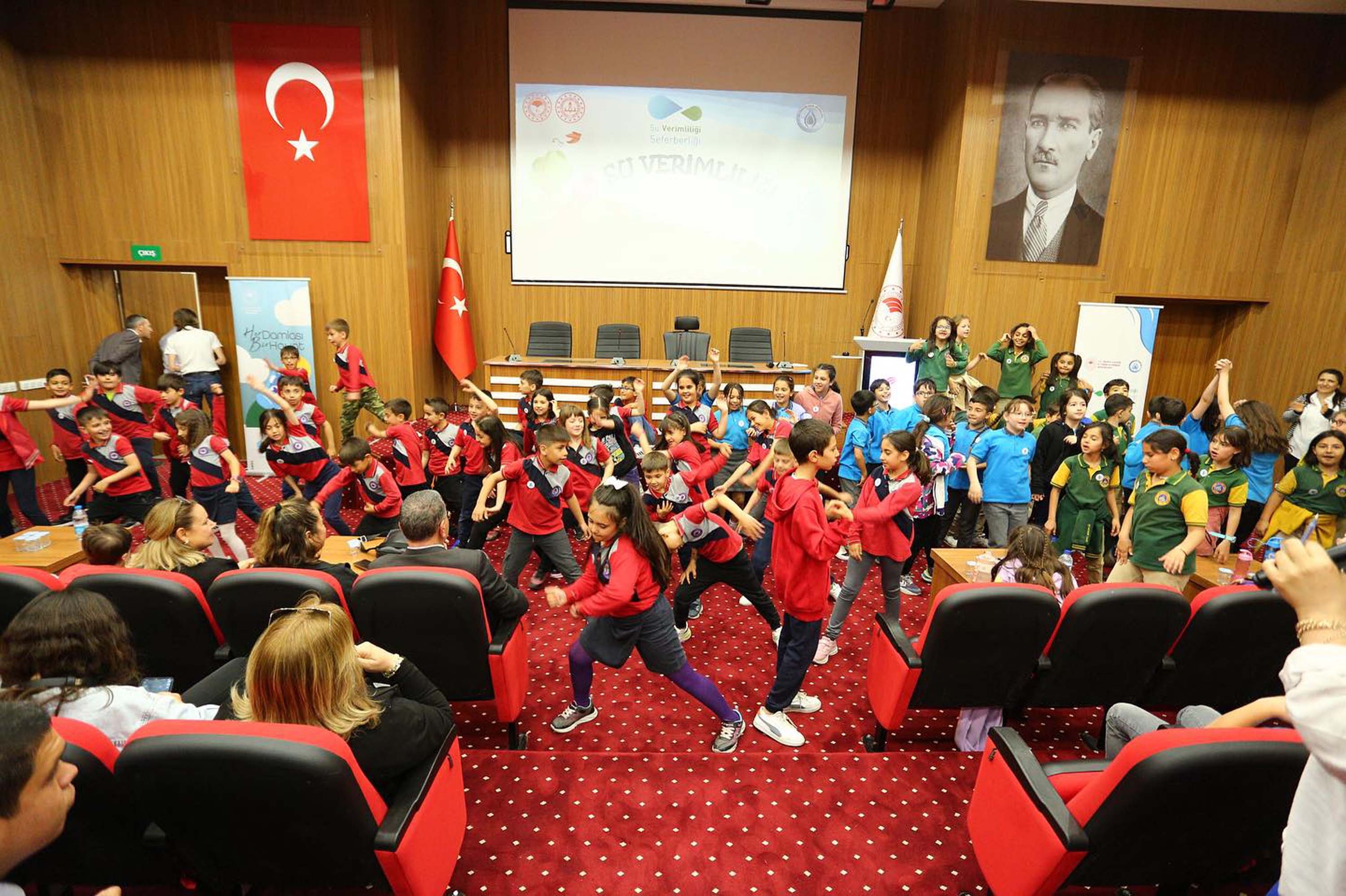 Muğla'da özel gereksinimli çocuklara farkındalık eğitimi
