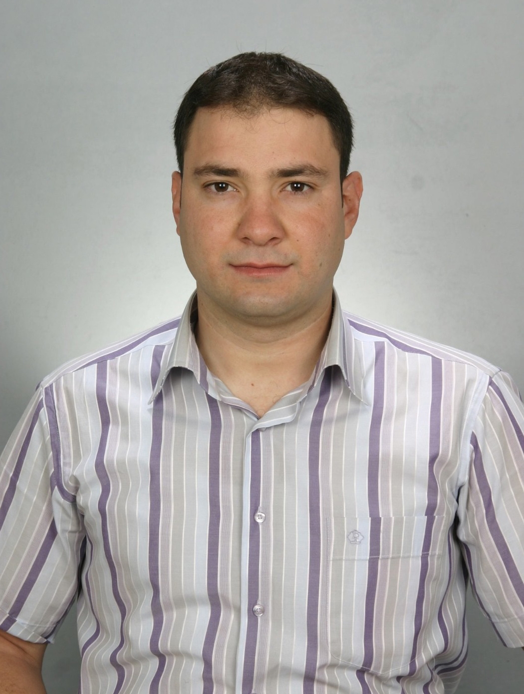 Otobüsle otomobil çarpıştı: 1 ölü