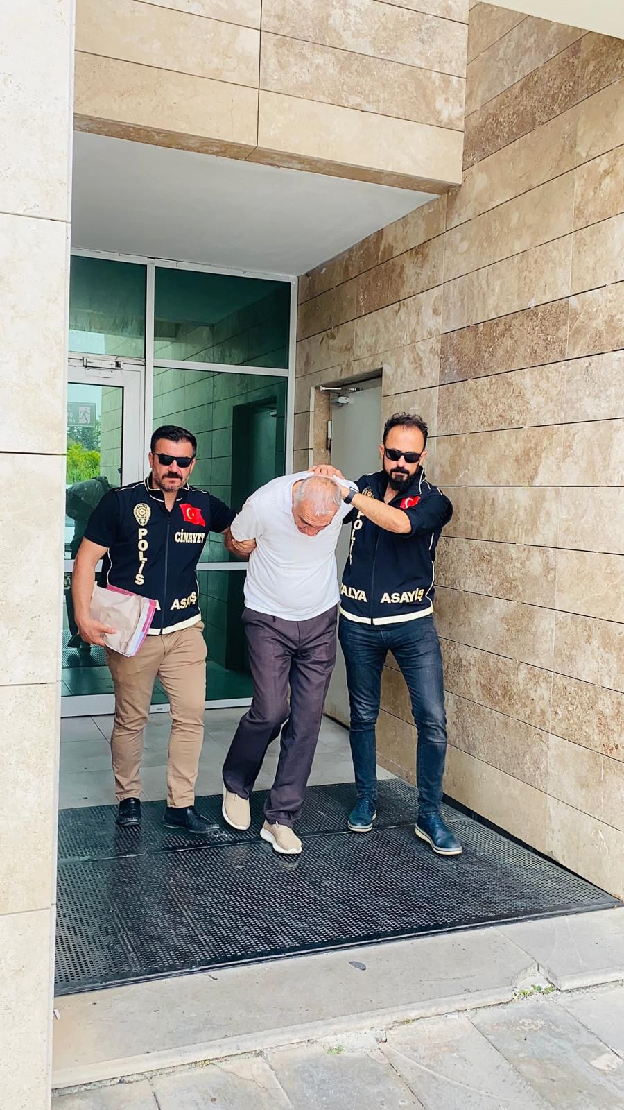 Pansiyonda ölü bulunmuştu; kavga ettiği şüpheli gözaltında