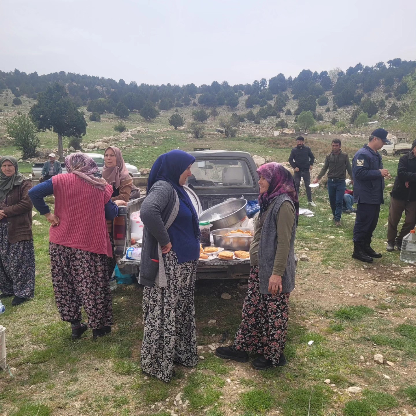130 köylünün, meyve bahçelerine kömür ocağını önleme mücadelesi