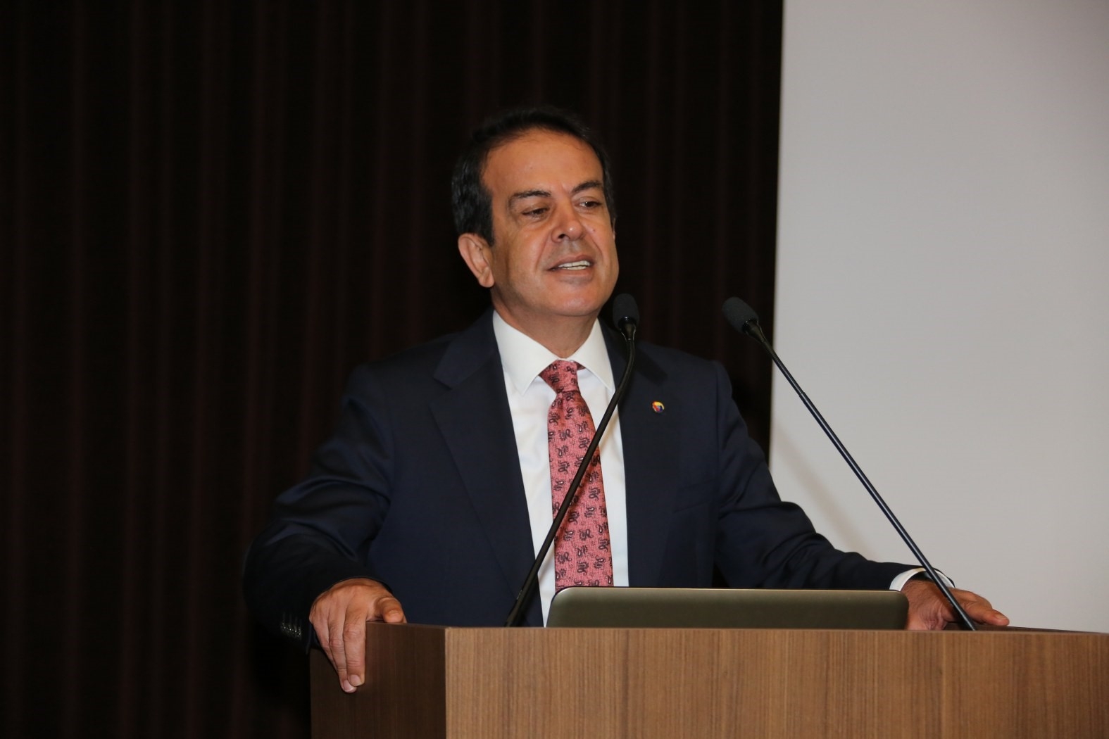 Akdeniz İletişim Fakültesi'nde Ekonomi Muhabirleri semineri