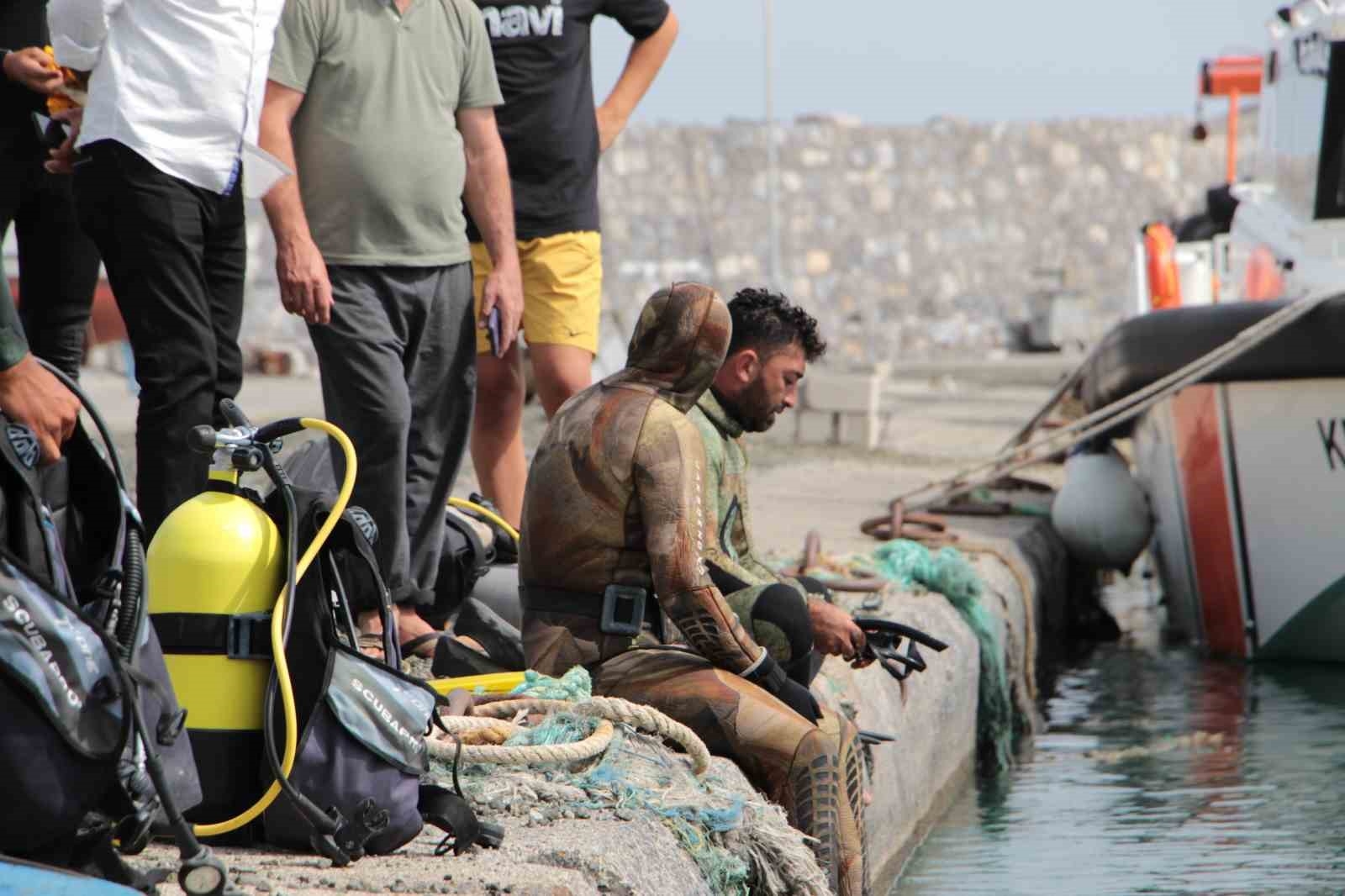 Akdeniz'den balık yerine sandalye, lastik ve merdiven çıktı