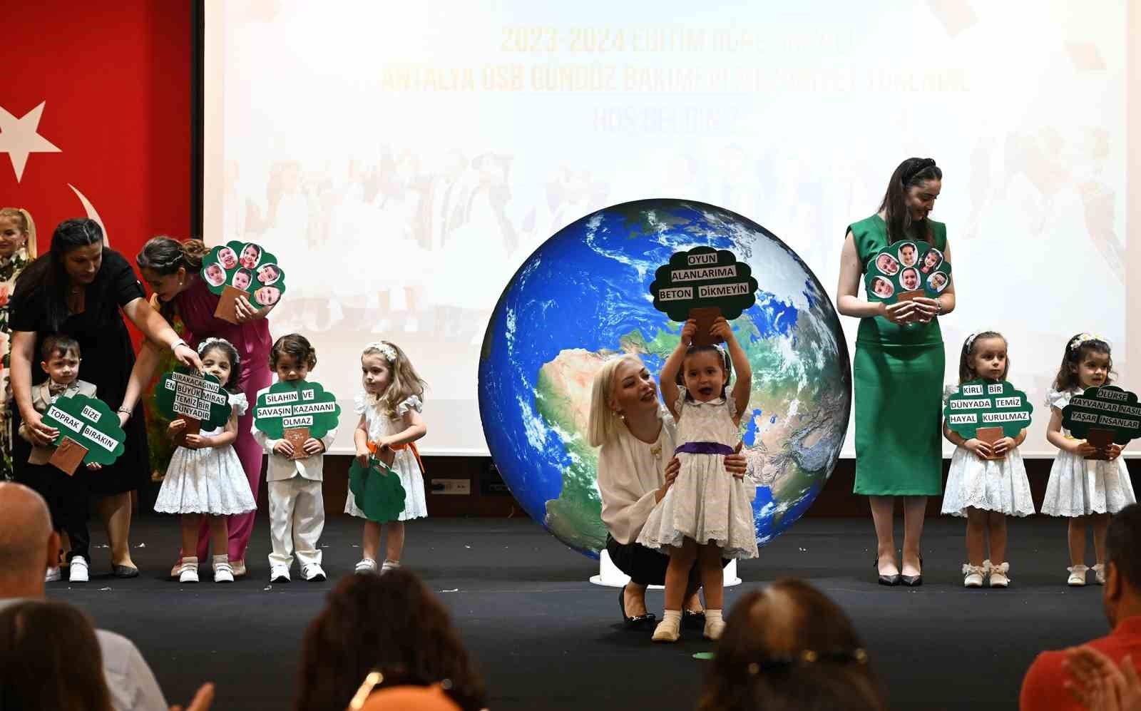 Antalya OSB Gündüz Bakımevi'nde mezuniyet sevinci