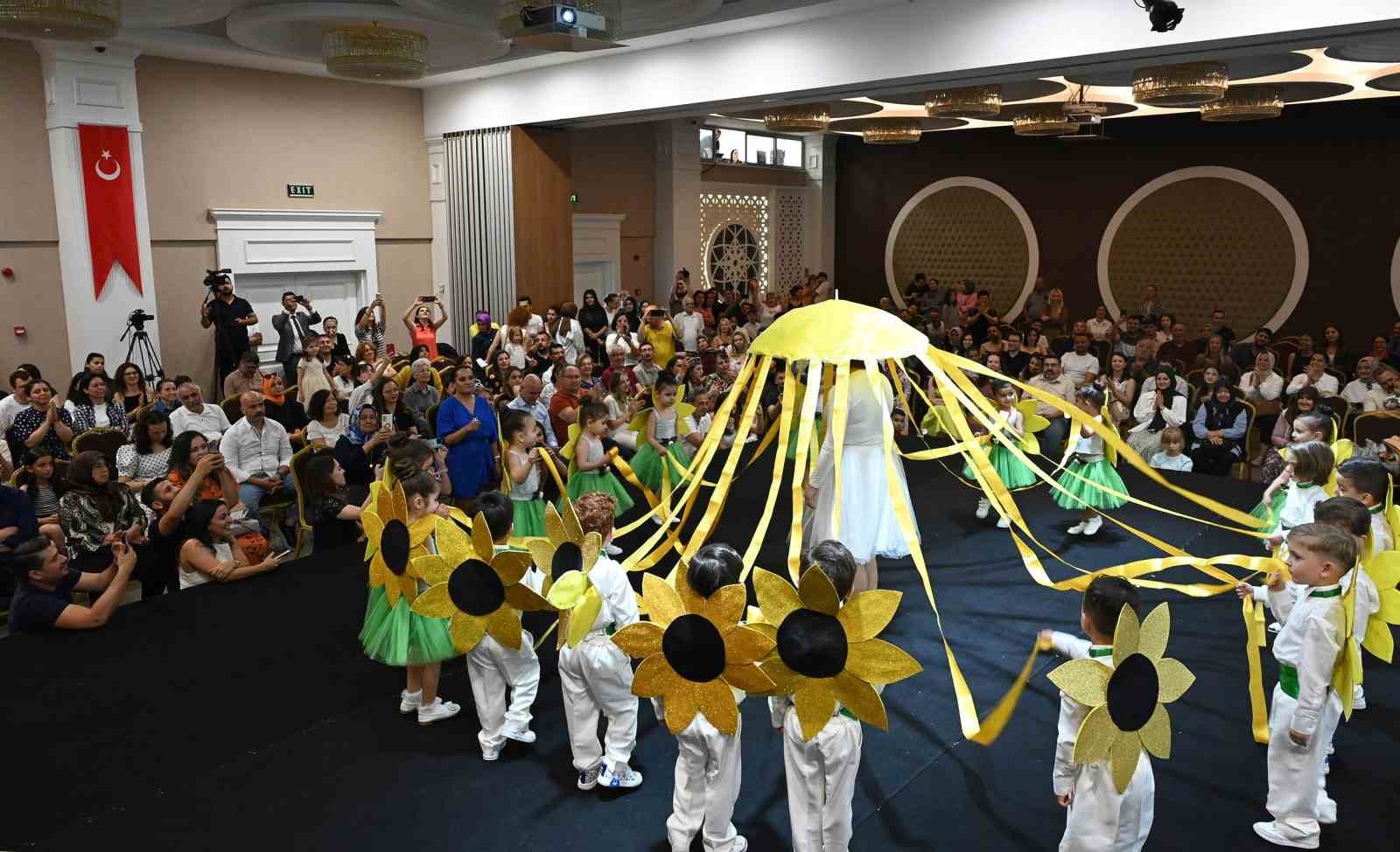 Antalya OSB Gündüz Bakımevi'nde mezuniyet sevinci