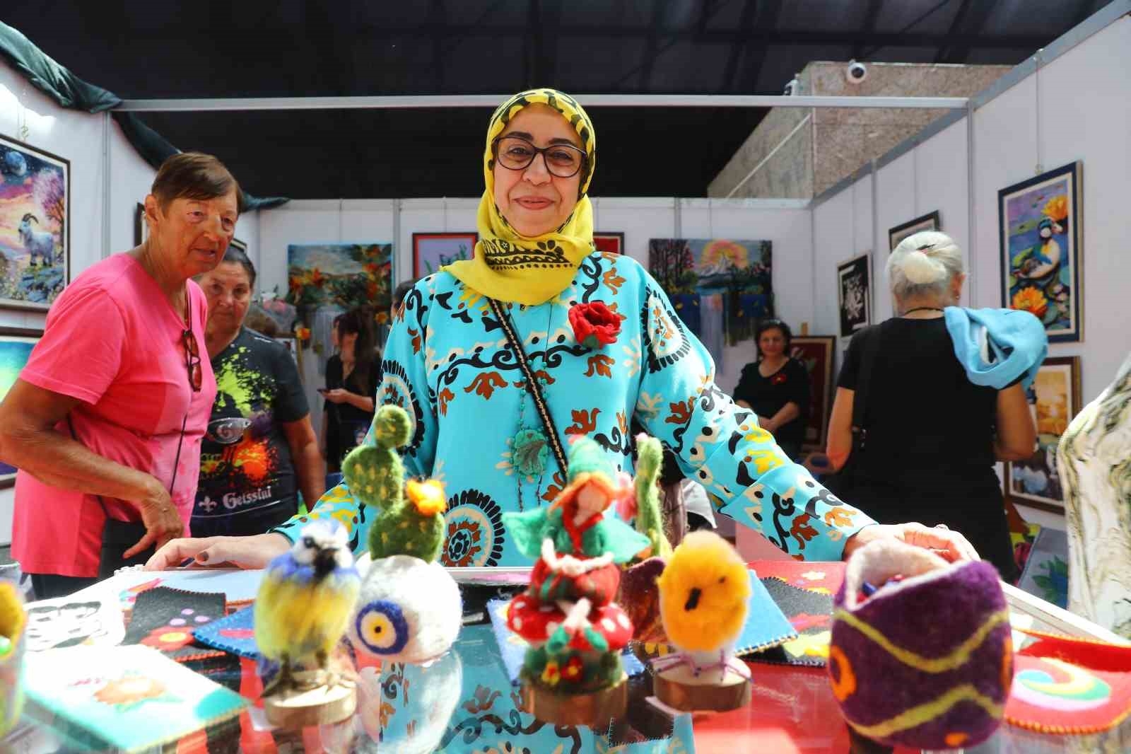 ATASEM kursiyerlerinden 17. yıl sonu sergisi