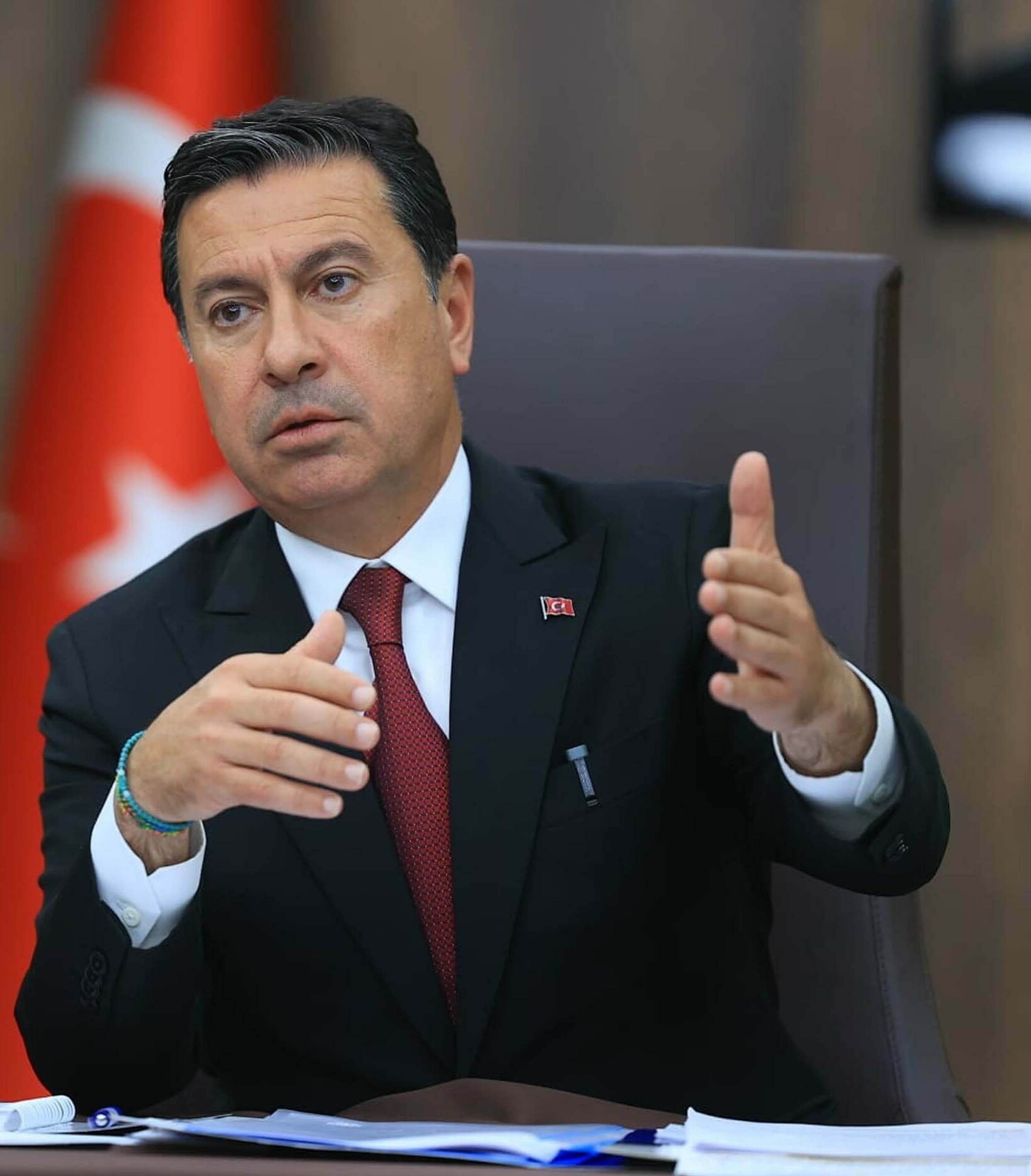 Başkan Aras: Öğrenciler için başlayan 1 TL'lik ulaşım uygulamasını genişletileceğiz