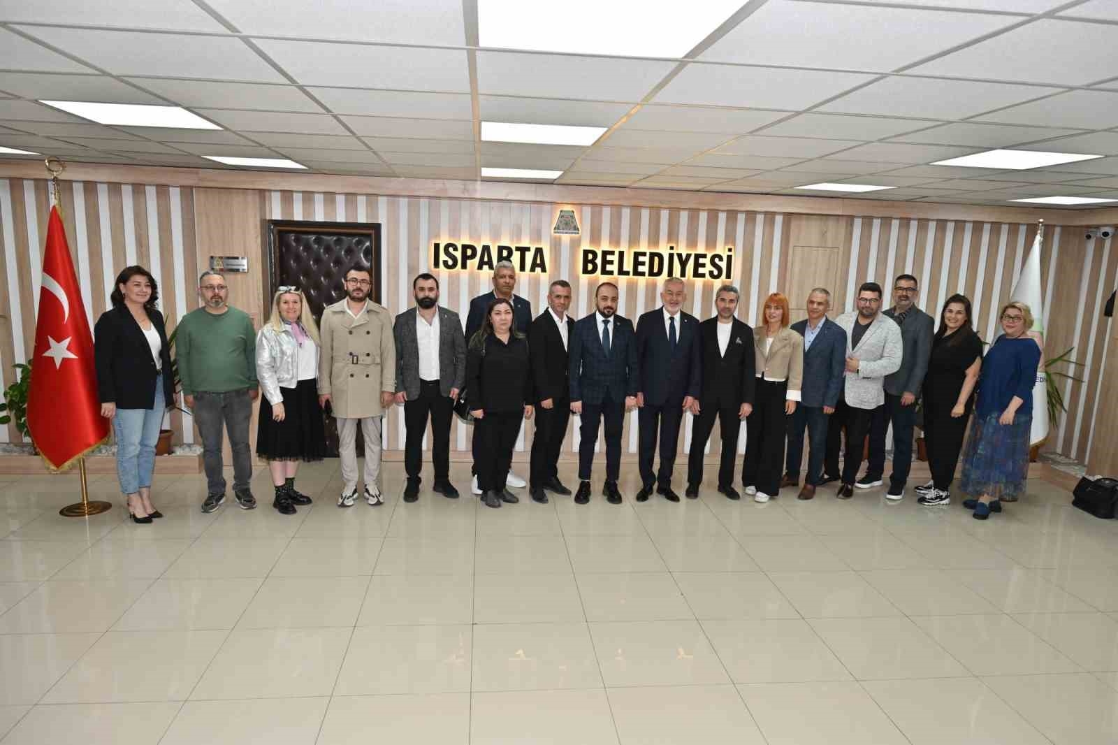 Başkan Başdeğirmen: "Fikirlere açık olmazsak şehrimize katkı sağlayamayız"