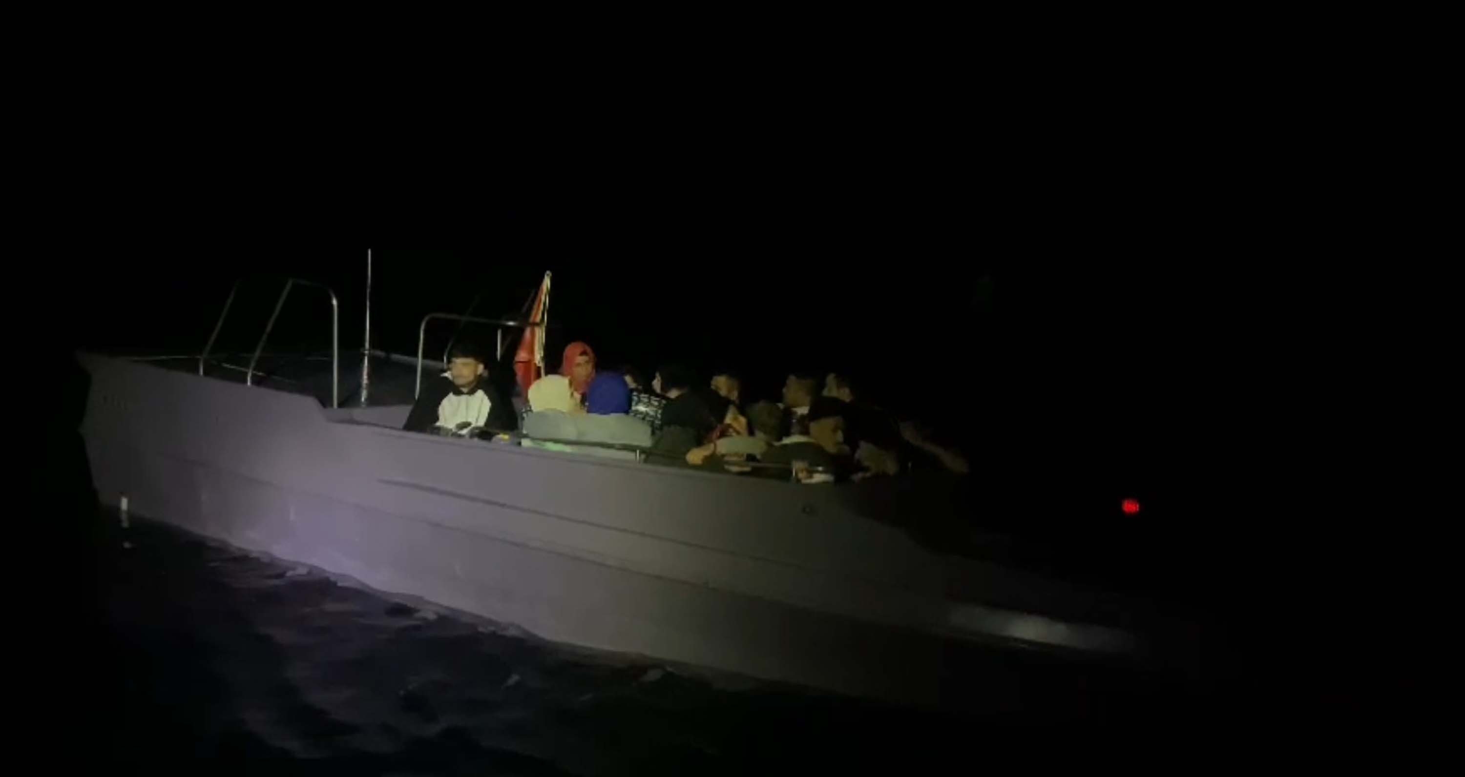 Bodrum'da 44 kaçak göçmen yakalandı