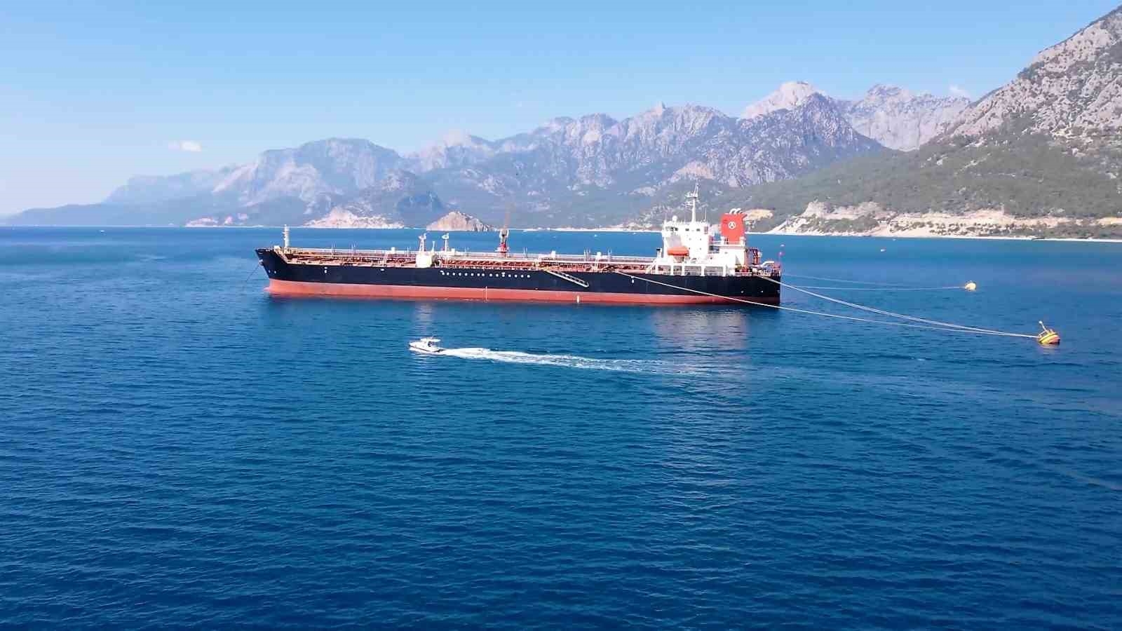 Denizi kirleten 42 gemiye 91 milyon TL ceza