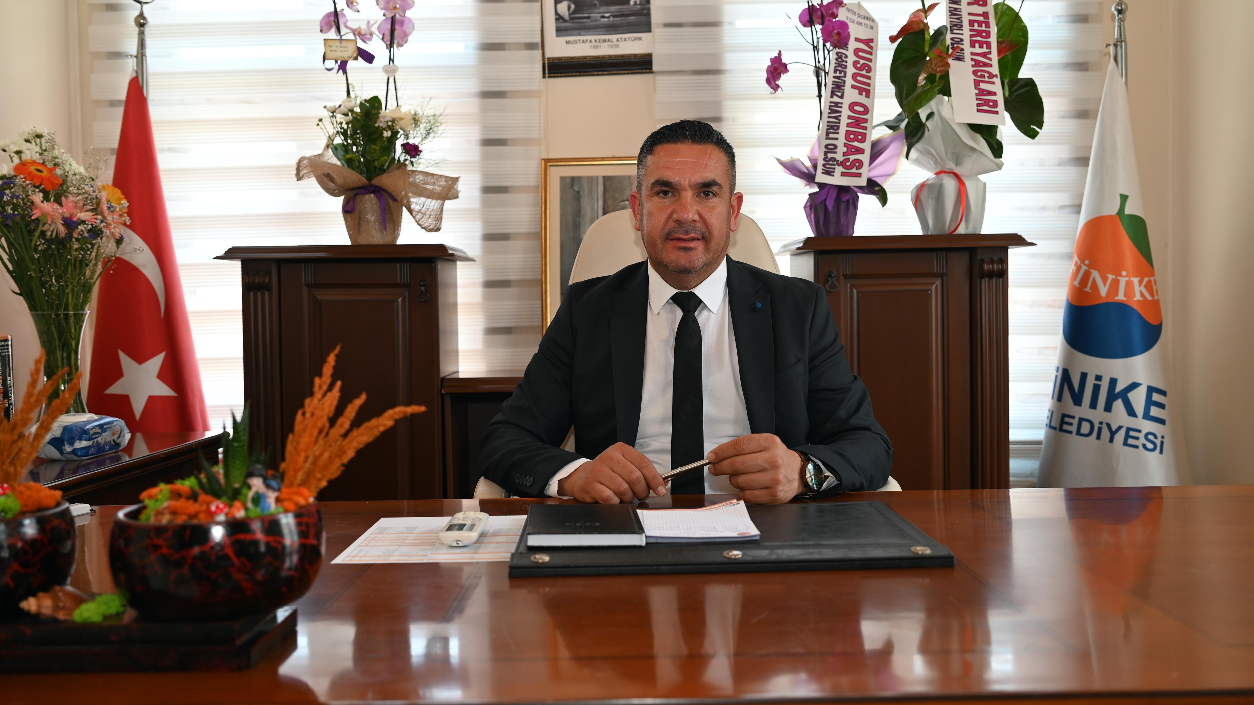 Finike Belediyesi'nde başkan yardımcıları belirlendi