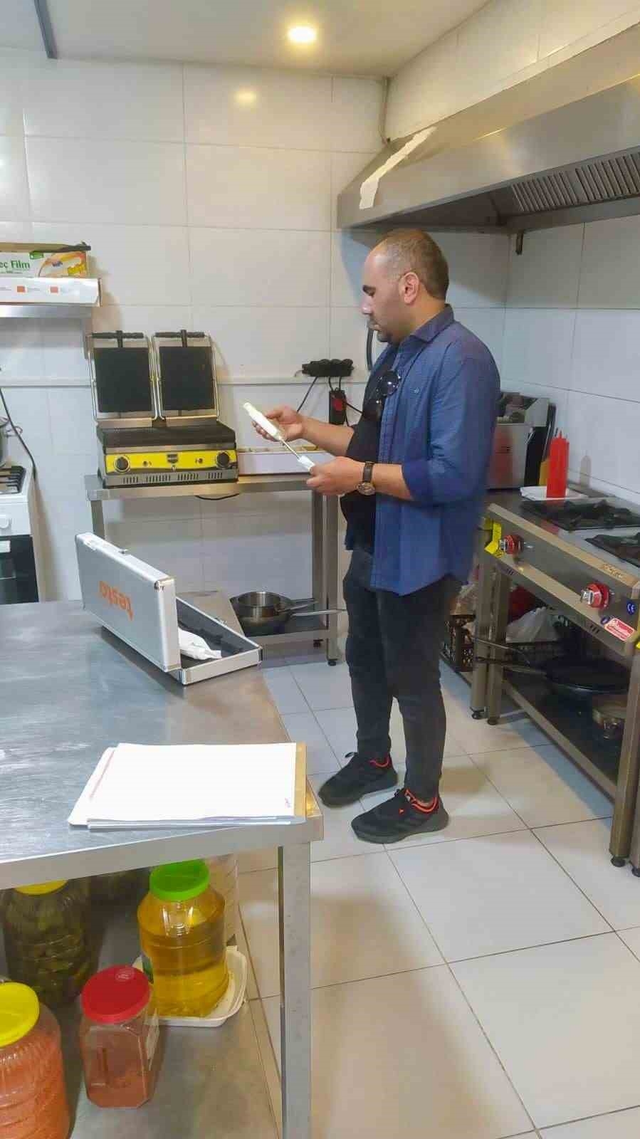 Gazipaşa'da kızartma yağları denetlendi