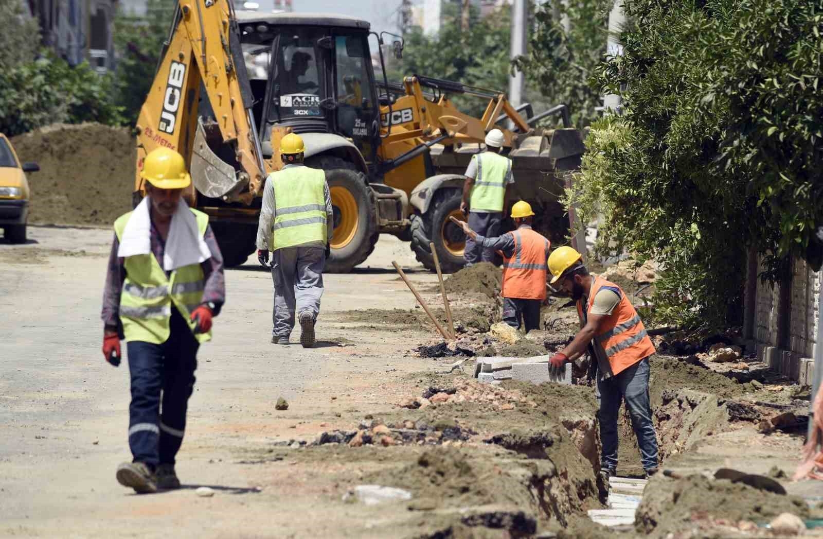 Kepez'in 8 mahallesi doğal gaz konforuyla buluşuyor