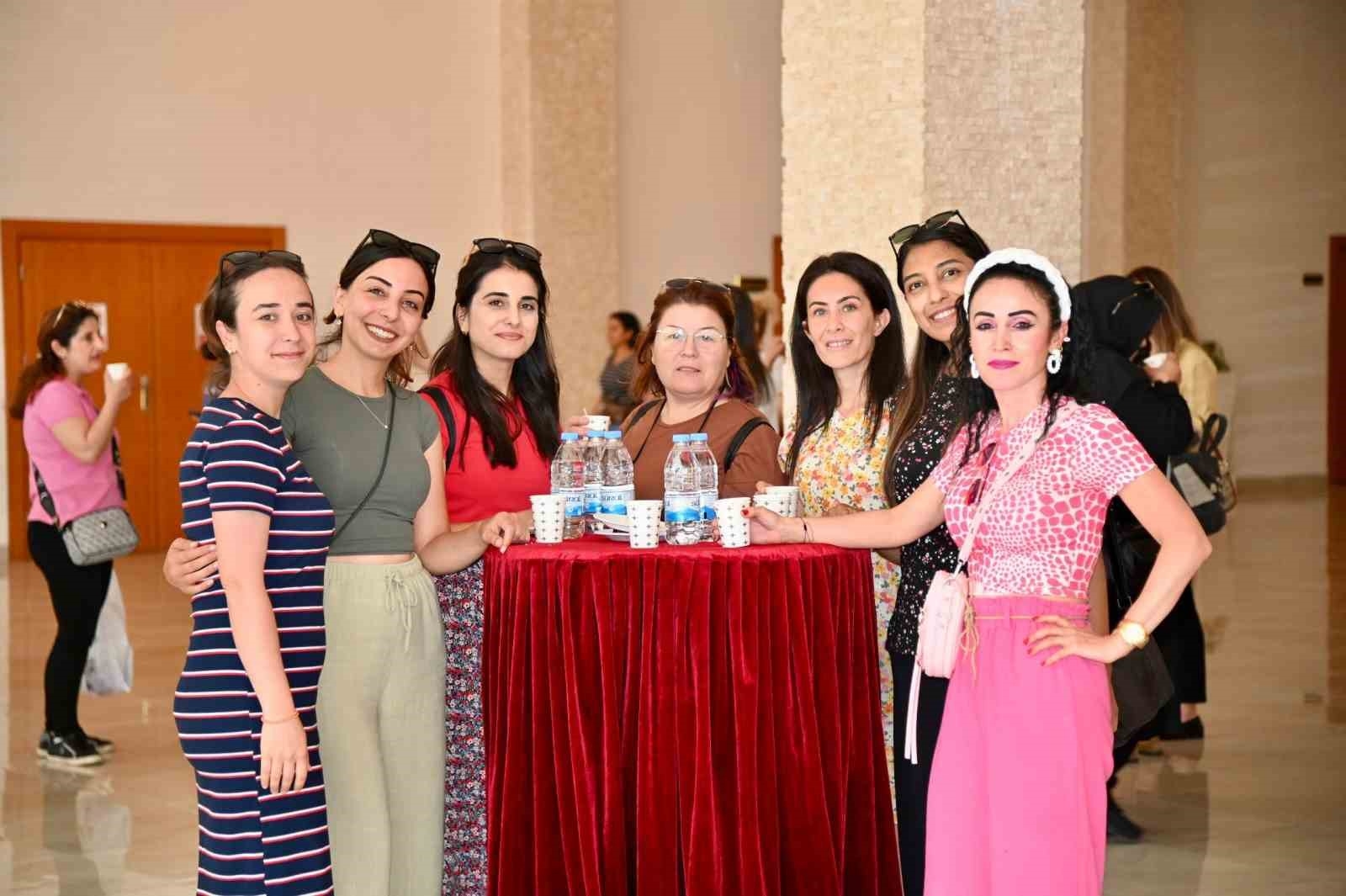 Manavgat'ta kadın sağlığı konuşuldu