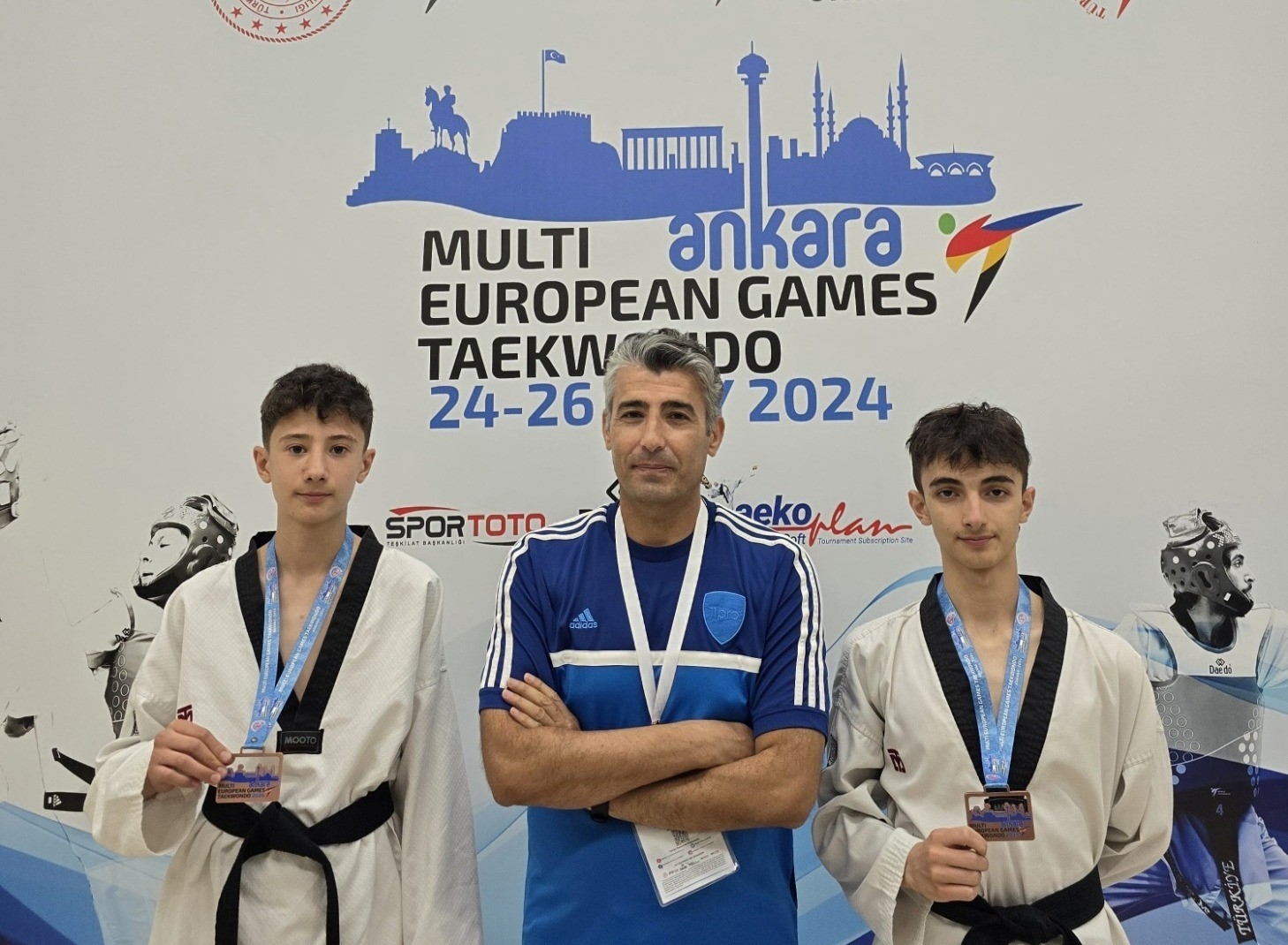 Mersinli taekwondocular 6 madalya kazandı