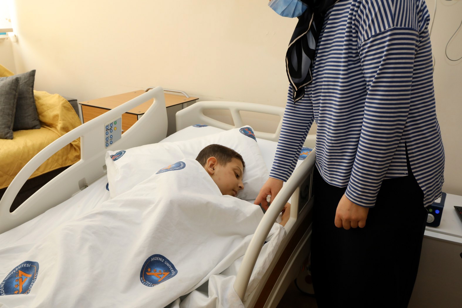 Oğlundan babasına, anneden 10 yaşındaki yavrusuna karaciğer nakli