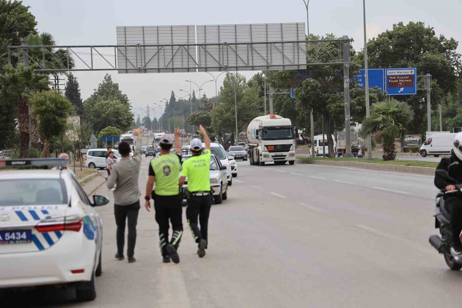 Ölüm yolu için önlem istiyorlar