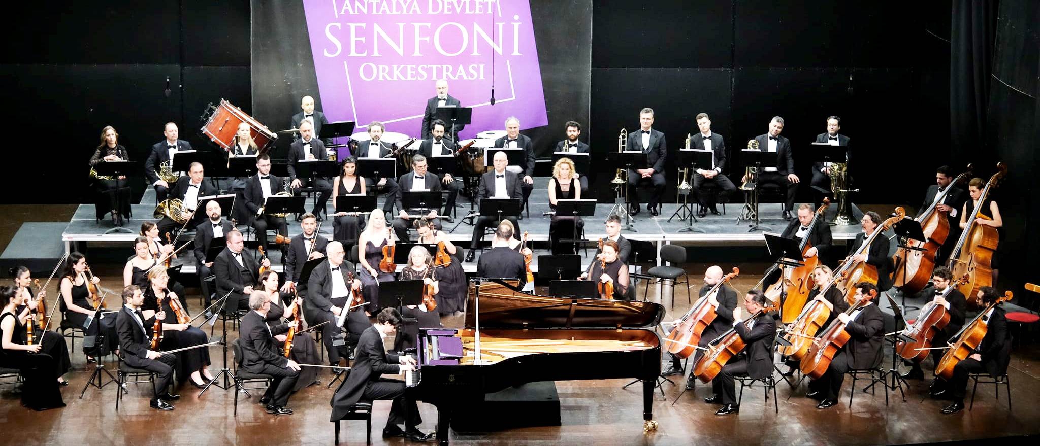 Senfoniden 19 Mayıs konseri