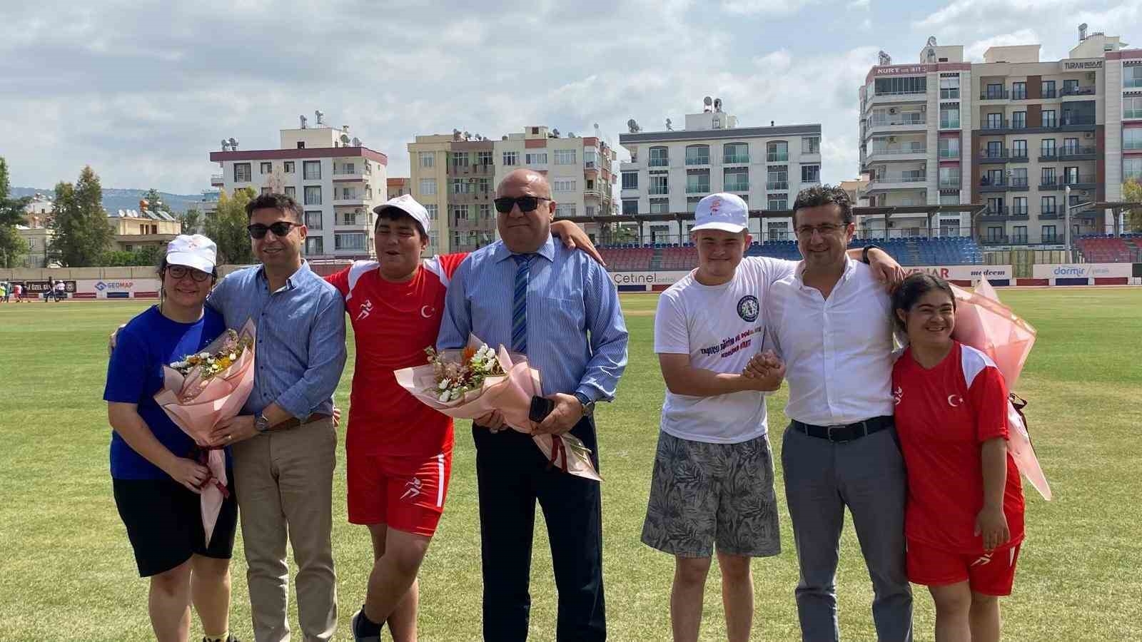 Silifke'de özel çocuklar arasında atletizm yarışması düzenlendi
