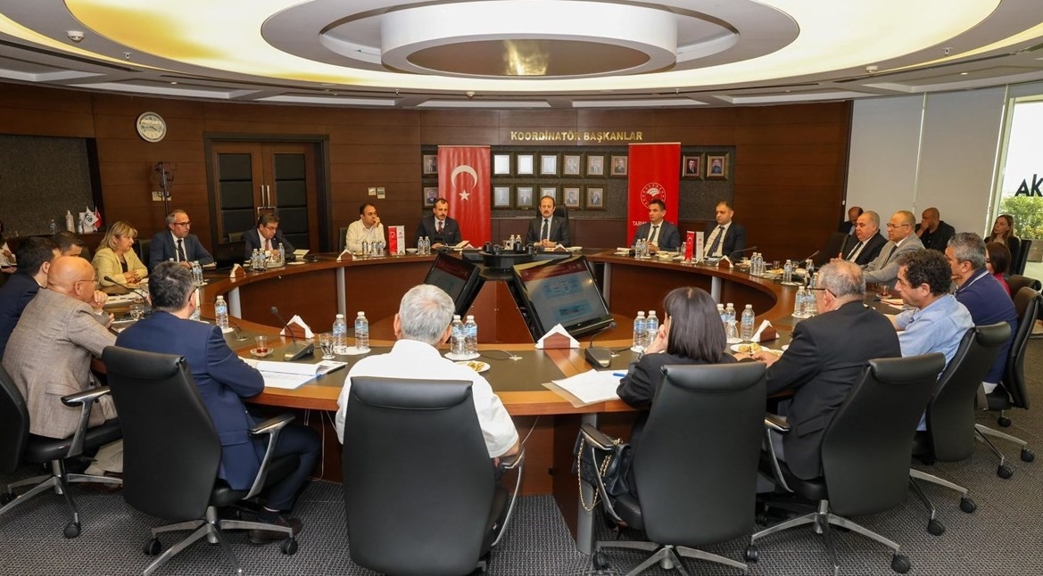 Vali Pehlivan: "Su, sağlık kaynağıdır"