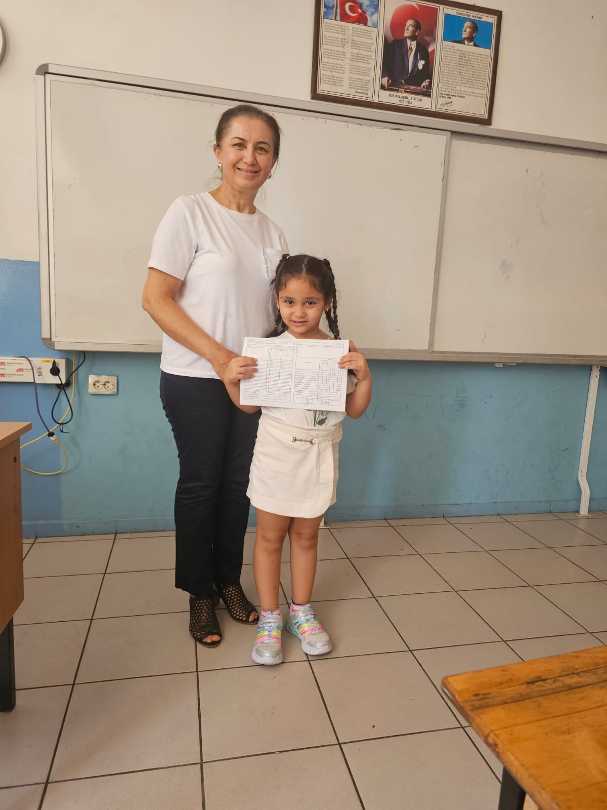 Hanım Ömer Çağıran'da Karne Heyecanı