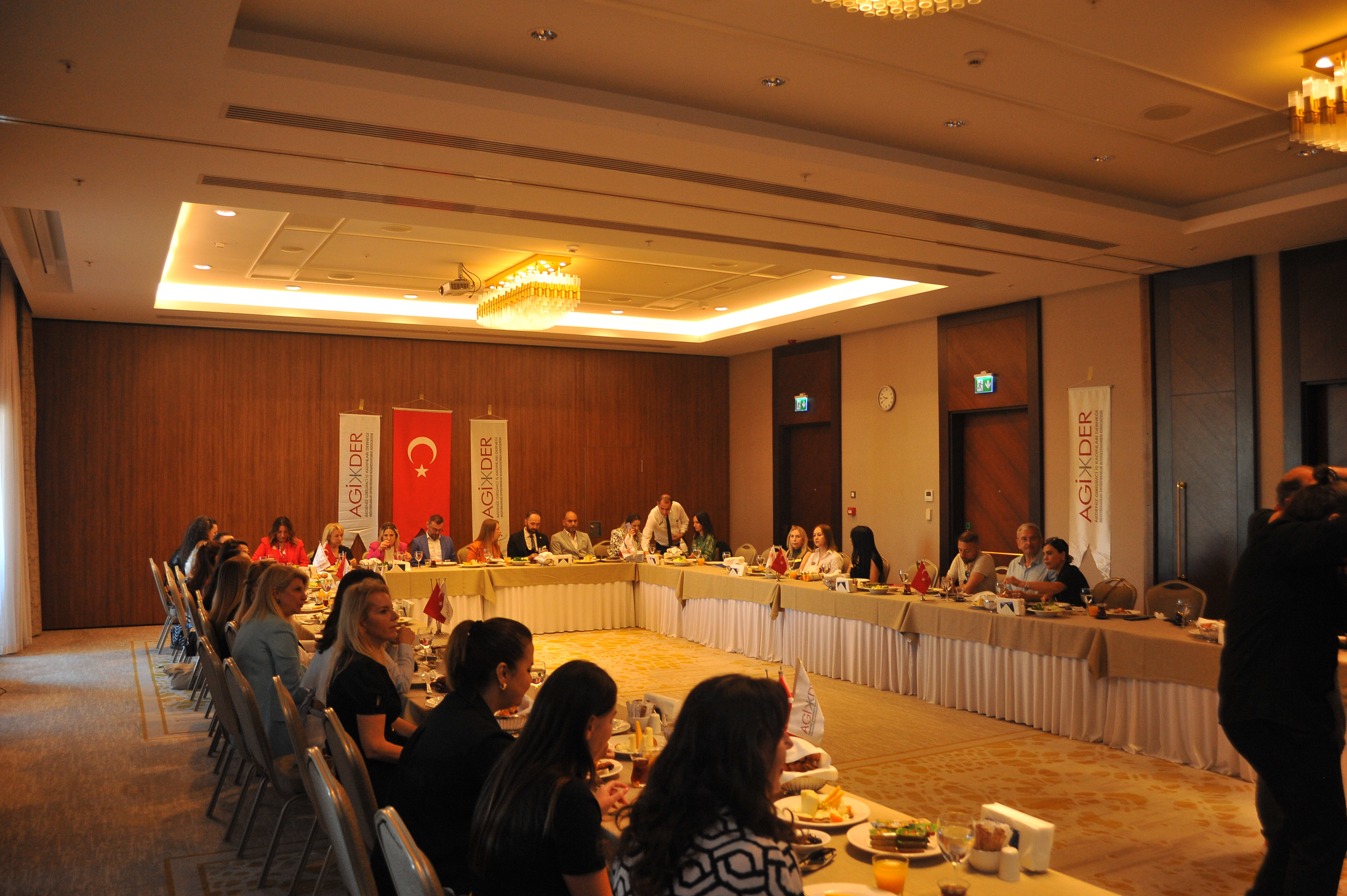 AGİDER Başkanı Atmaca: ‘Öncülük etmek için projeler üretiyoruz’