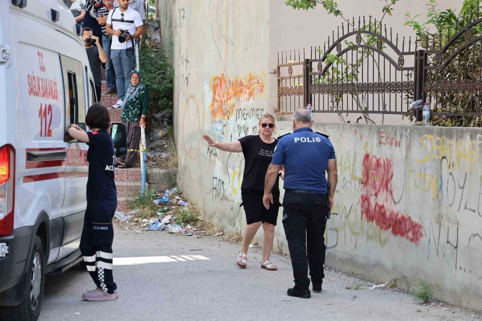 Adana'da vahşet! Boşandığı karısını öldürüp intihar etti