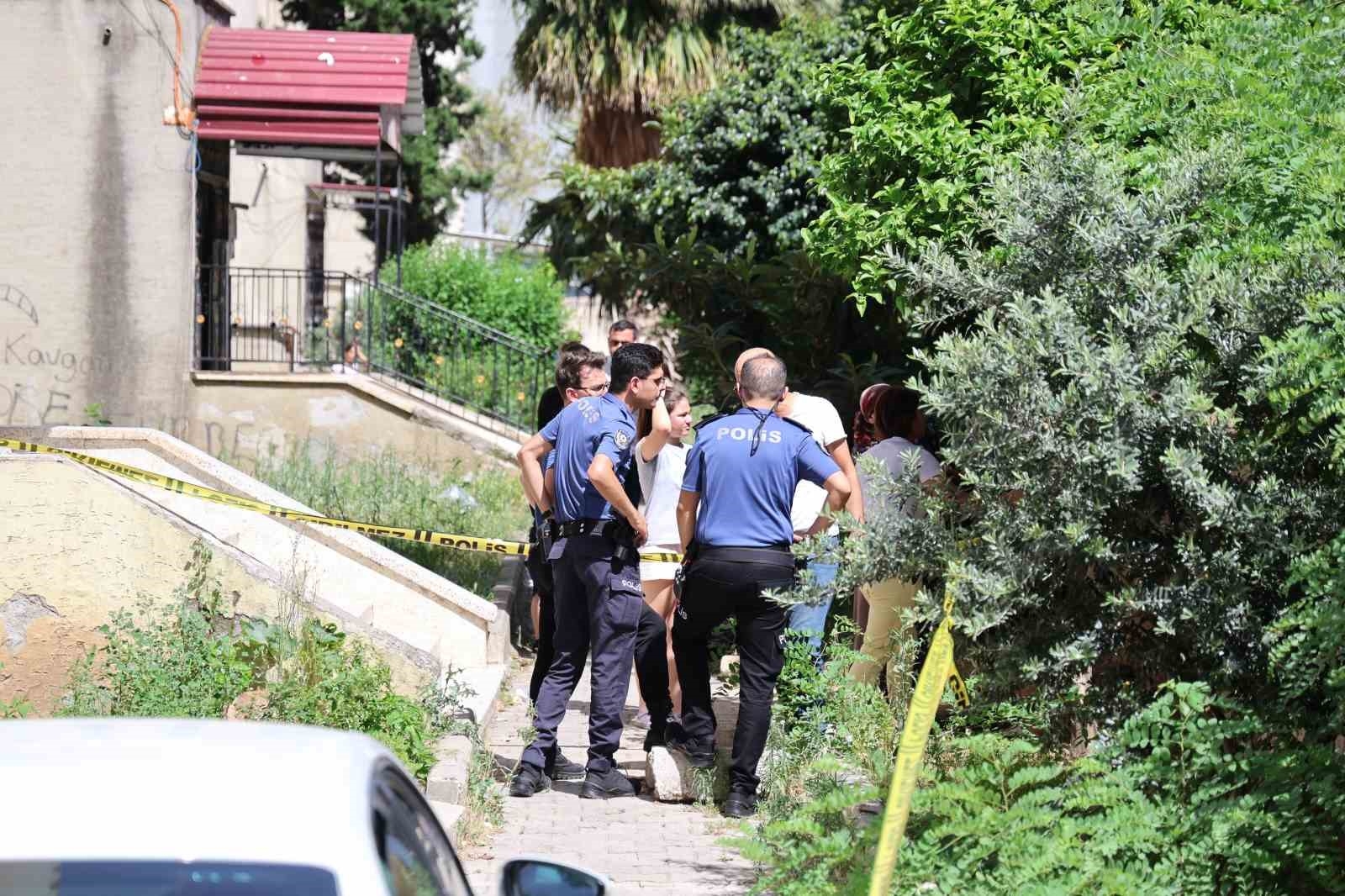 Adana'da vahşet! Boşandığı karısını öldürüp intihar etti