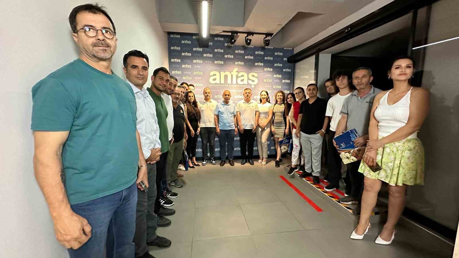 ANFAŞ'ta bayram sevinci