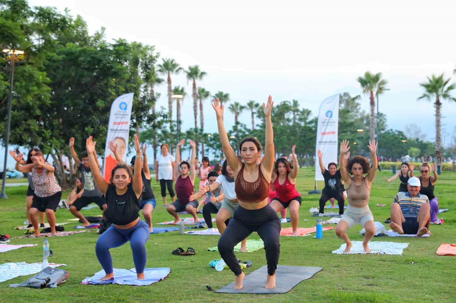 Antalya Büyükşehir'den Dünya Yoga Günü'ne özel etkinlik
