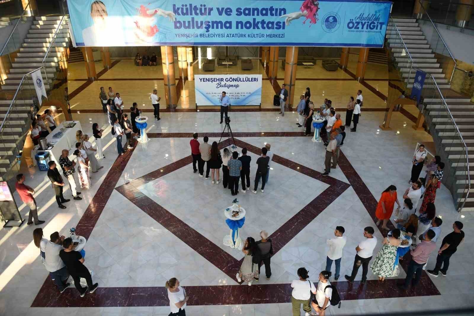 Başkan Özyiğit, gönüllülerle buluştu