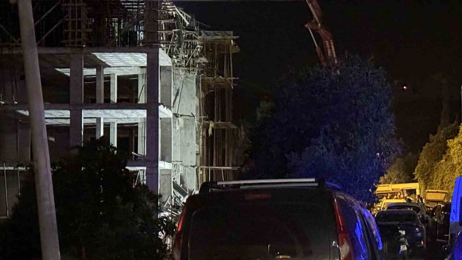 Beton dökerken 4'üncü kattan düşen inşaat işçisi ağır yaralandı