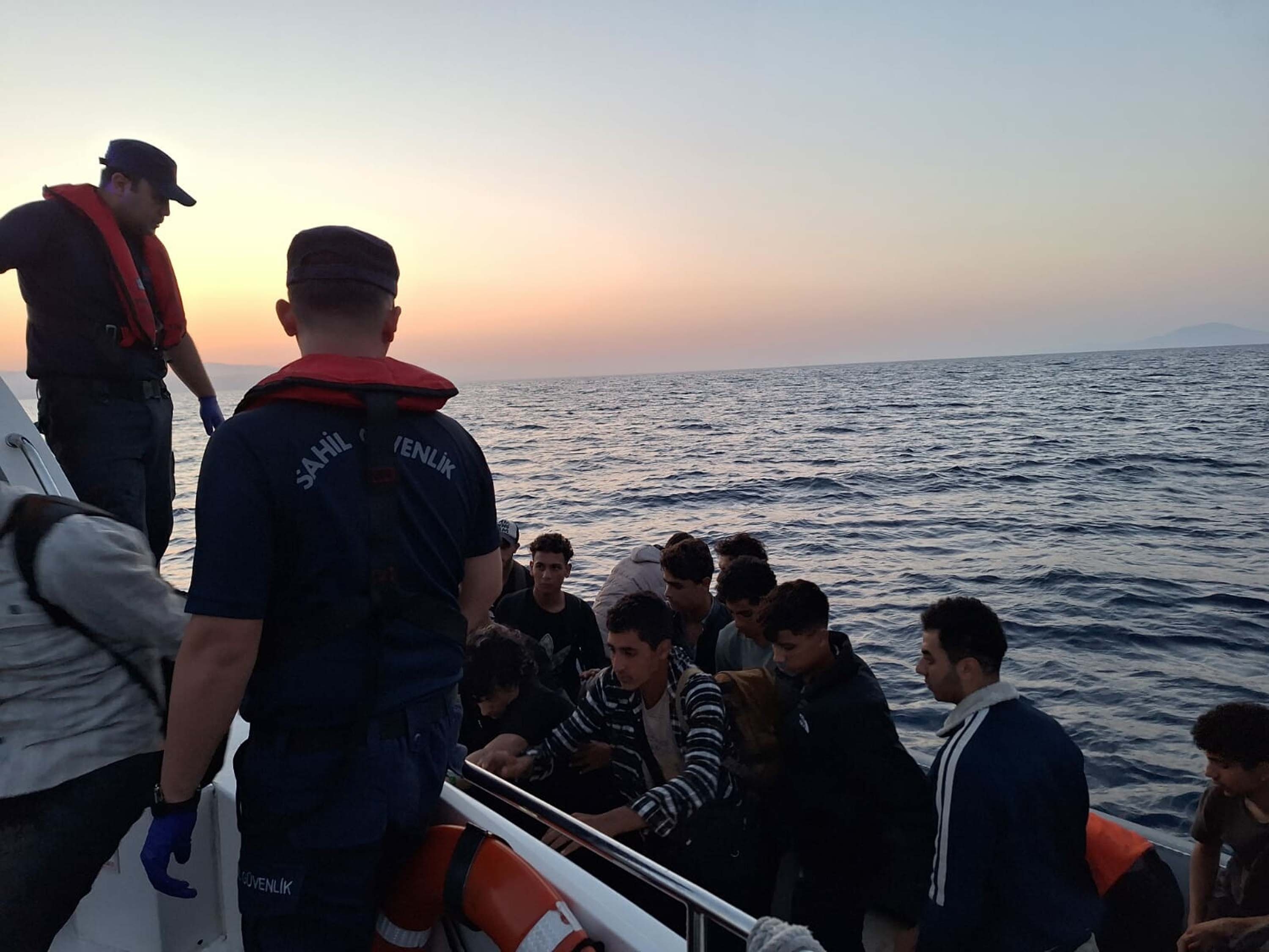 Bodrum'da 29 kaçak göçmen kurtarıldı