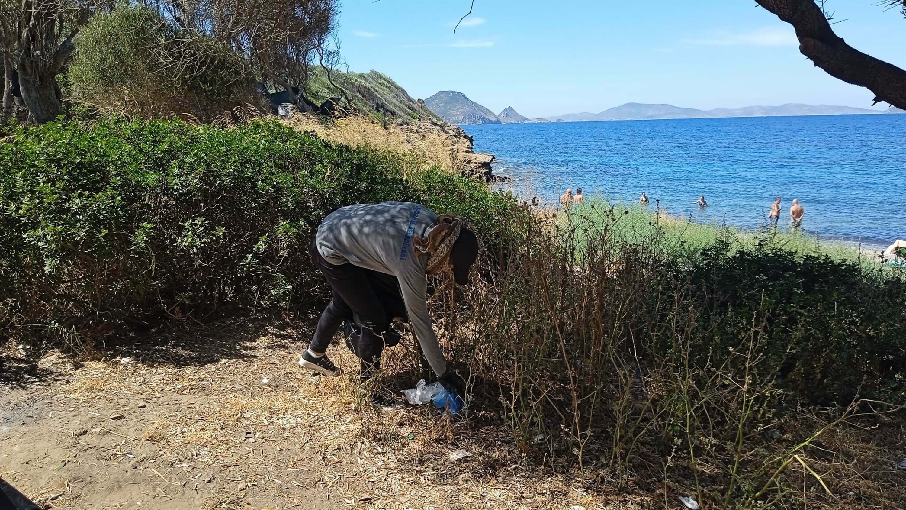 Bodrum'da tatilcilerden geriye çöpleri kaldı